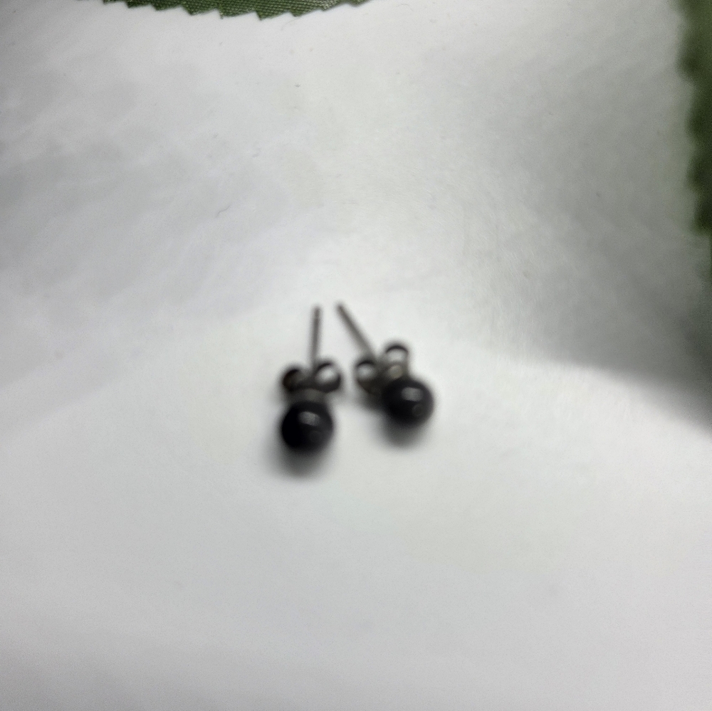 Stone and Pearl Pierced Earrings, 6 Pairs - Picture 5 of 10